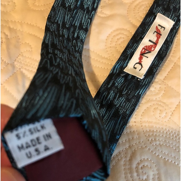Vintage skinny teal necktie by Fling beautiful abstract retro design Made in USA - Picture 5 of 12